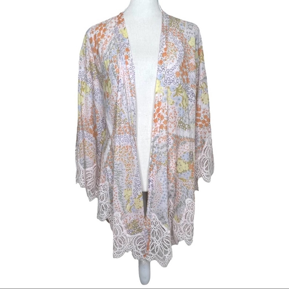Victoria’s Secret Floral Lace Cotton Robe Medium